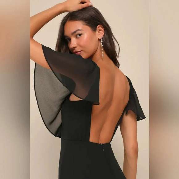 Lulu's Stunning Demeanor Black Flutter Sleeve Backless Maxi Dress M Wedding NWOT - Picture 4 of 11